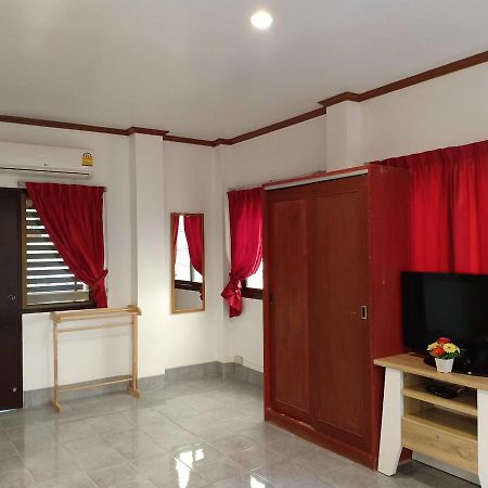 بيت شباب Kookkai House Patong المظهر الخارجي الصورة